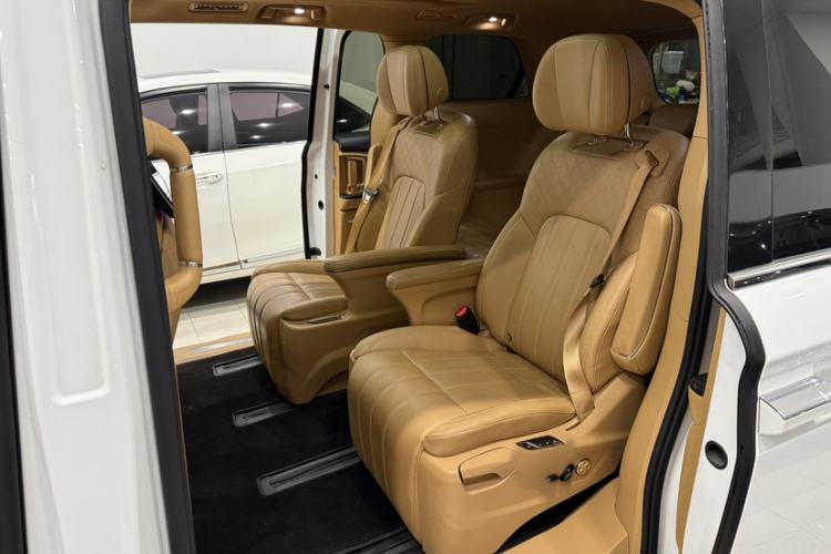 Used VOYAH Dream 2022 Low-Carbon Edition Plus Intelligent Driving Package Interior 2