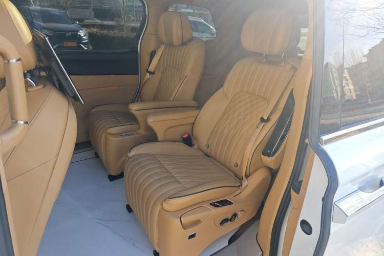 Used VOYAH Dream 2022 Low-Carbon Edition Dream+ Smart Enjoyment Package Interior 2