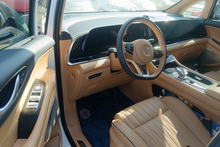 Used VOYAH Dream 2022 Low-Carbon Edition Dream+ Smart Enjoyment Package Interior 3