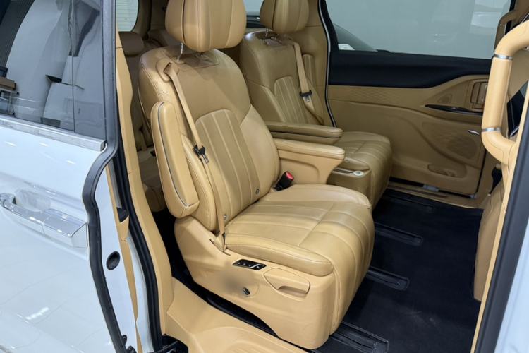 Used VOYAH Dream 2022 Low-Carbon Edition Plus Intelligent Driving Package Interior 4