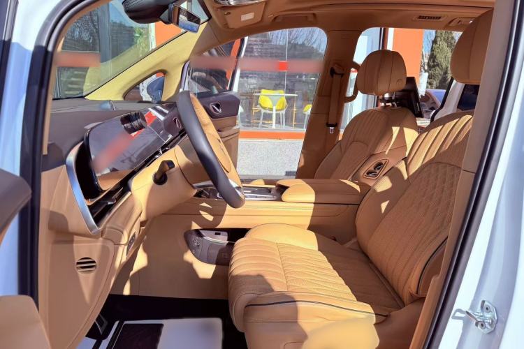 Used VOYAH Dream 2022 Low-Carbon Edition Dream+ Smart Enjoyment Package Interior 5