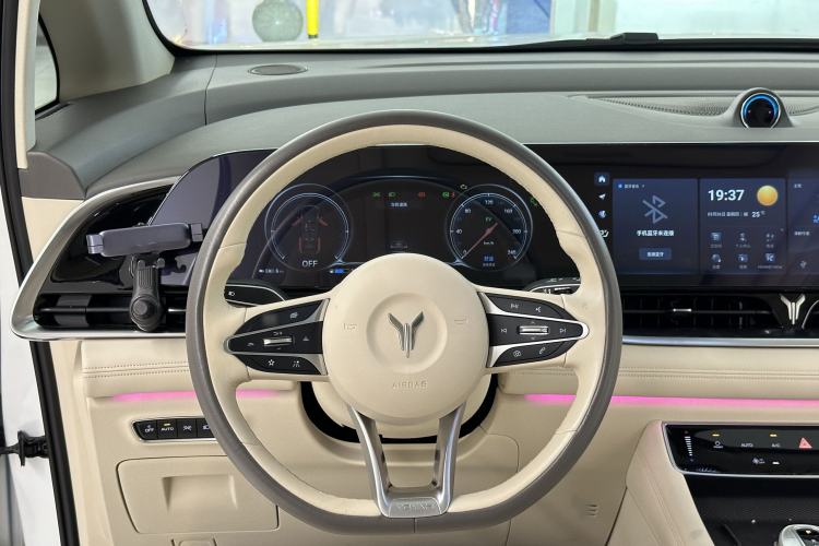 Used VOYAH Dream 2022 Low-Carbon Edition Dream+ Smart Enjoyment Package Interior 8