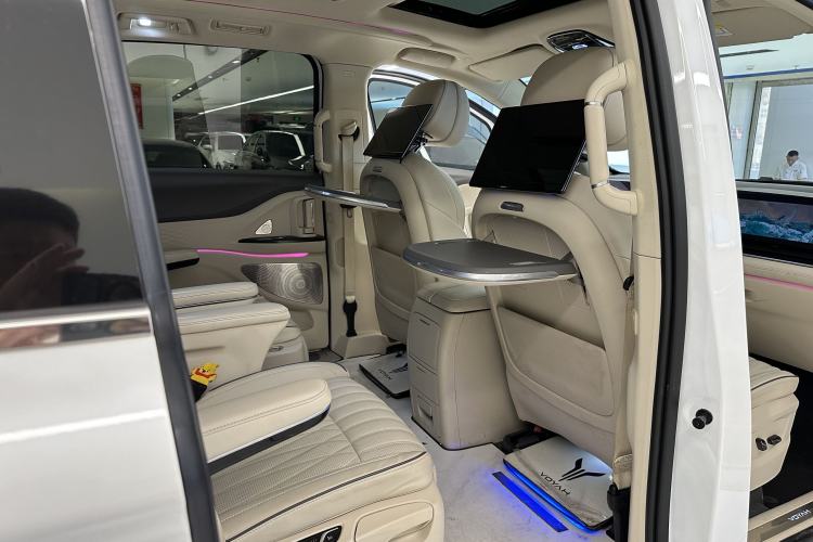 Used VOYAH Dream 2022 Low-Carbon Edition Dream+ Smart Enjoyment Package Interior 9