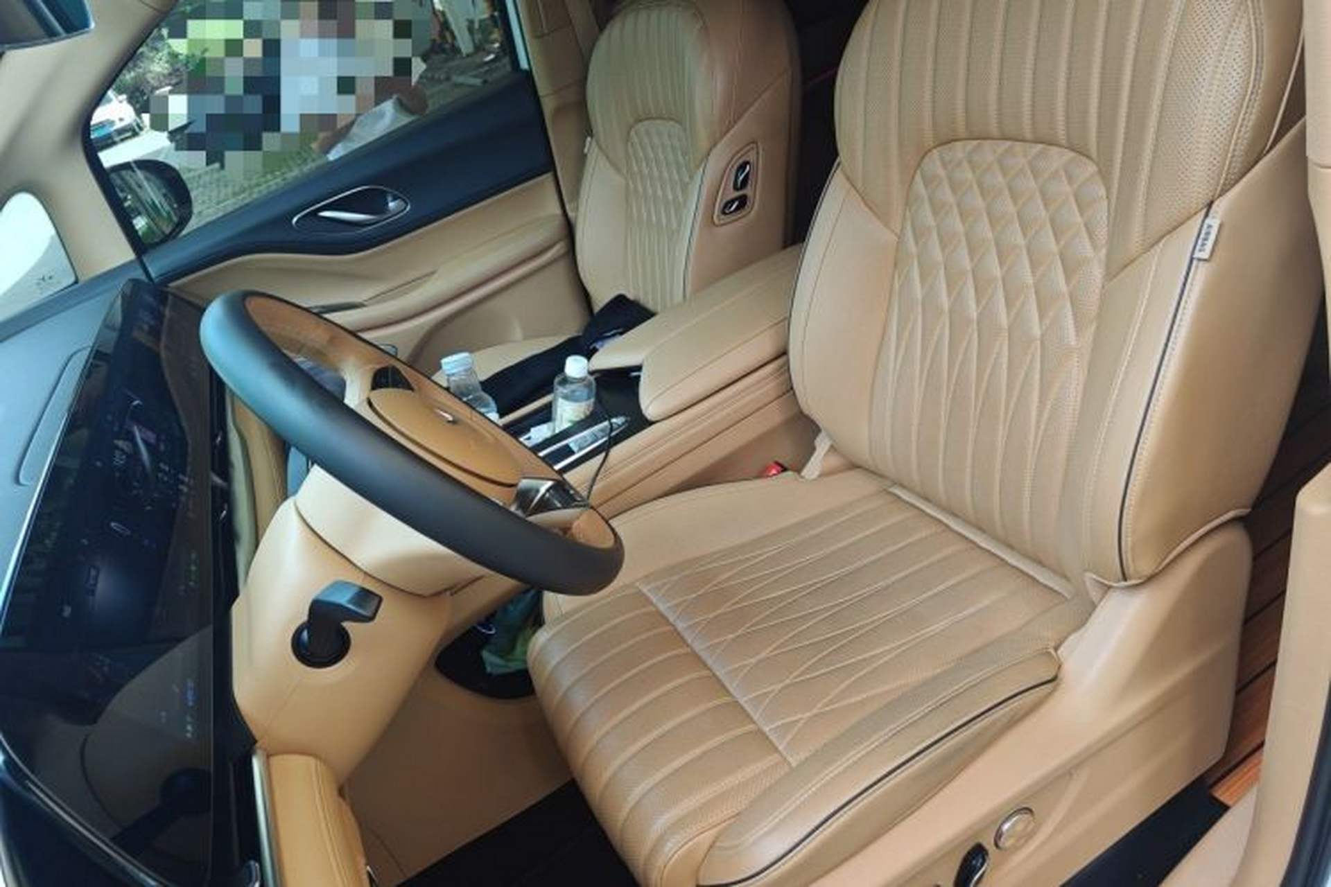 Used VOYAH Dream 2022 Low-Carbon Edition Dream+ Smart Enjoyment Package Left Front Seat