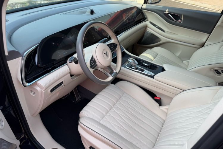 Used VOYAH Dream 2022 Low-Carbon Edition Dream+ Smart Enjoyment Package Left Front Seat