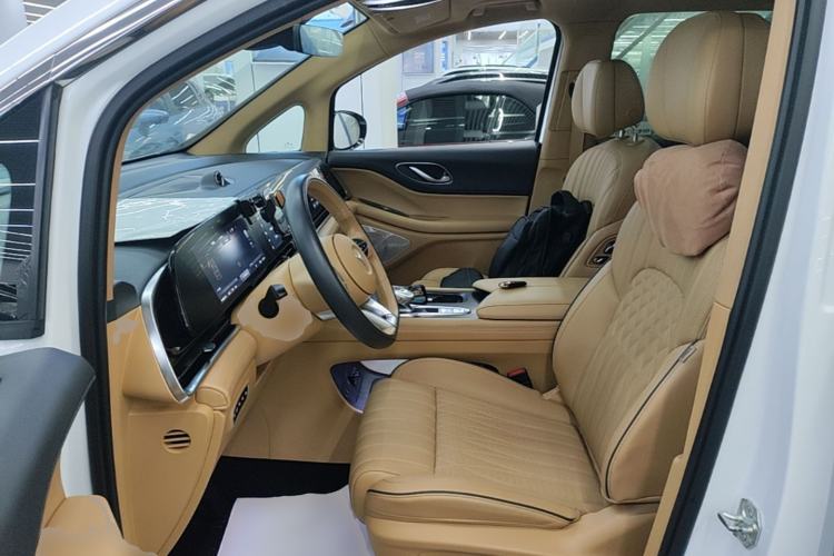 Used VOYAH Dream 2022 Low-Carbon Edition Dream+ Smart Enjoyment Package Left Front Seat