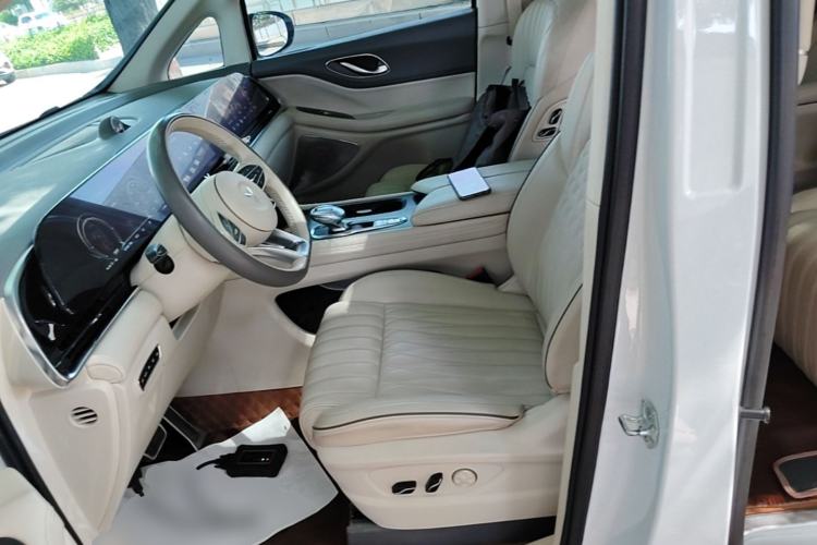 Used VOYAH Dream 2022 Low-Carbon Edition Dream+ Smart Enjoyment Package Left Front Seat
