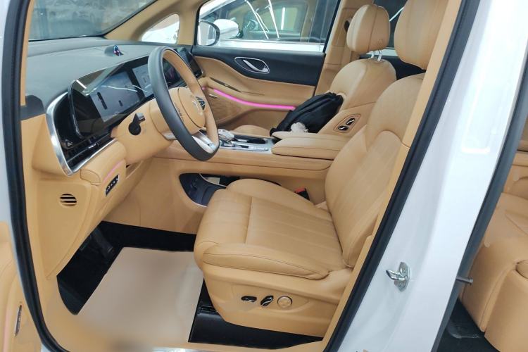 Used VOYAH Dream 2022 Low-Carbon Edition Plus Intelligent Driving Package Left Front Seat