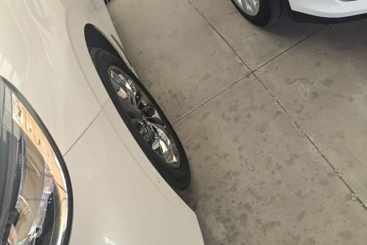 Used VOYAH Dream 2022 Low-Carbon Edition Dream+ Smart Enjoyment Package Left Front Wheel Hub