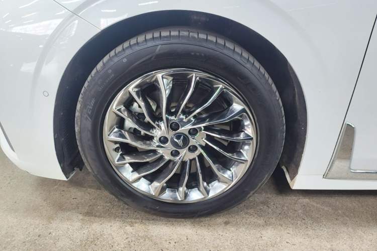 Used VOYAH Dream 2022 Low-Carbon Edition Dream+ Smart Enjoyment Package Left Front Wheel Hub