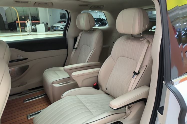 Used VOYAH Dream 2022 0-Carbon Edition Dream+ Smart Enjoyment Package 475 km Left Rear Seat