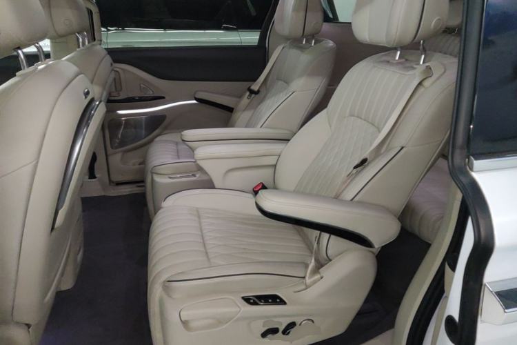 Used VOYAH Dream 2022 Low-Carbon Edition Dream+ Smart Enjoyment Package Left Rear Seat
