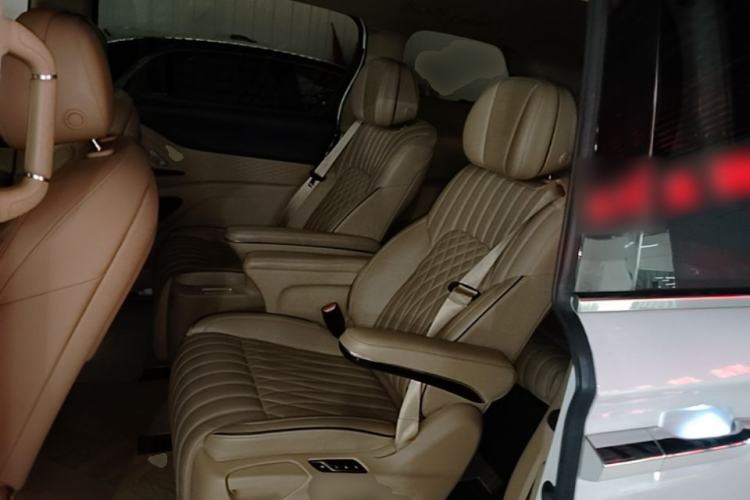 Used VOYAH Dream 2022 Low-Carbon Edition Dream+ Smart Enjoyment Package Left Rear Seat