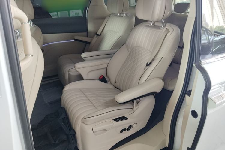 Used VOYAH Dream 2022 Low-Carbon Edition Dream+ Smart Enjoyment Package Left Rear Seat