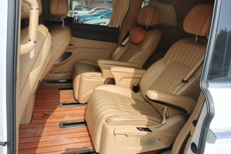 Used VOYAH Dream 2022 Low-Carbon Edition Dream+ Smart Enjoyment Package Left Rear Seat