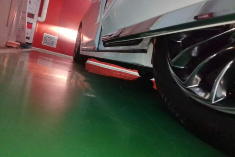 Used VOYAH Dream 2022 Low-Carbon Edition Dream+ Smart Enjoyment Package Left Side Sill