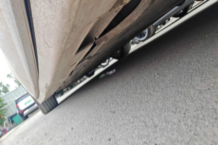 Used VOYAH Dream 2022 Low-Carbon Edition Plus Intelligent Driving Package Left Side Sill