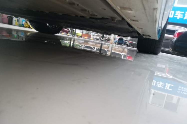 Used VOYAH Dream 2022 Low-Carbon Edition Dream+ Smart Enjoyment Package Left Side Sill