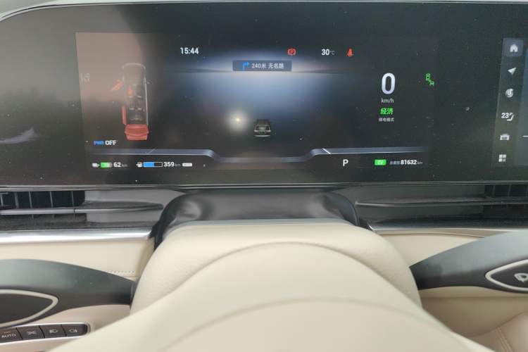 Used VOYAH Dream 2022 Low-Carbon Edition Dream+ Smart Enjoyment Package Odometer Close Up
