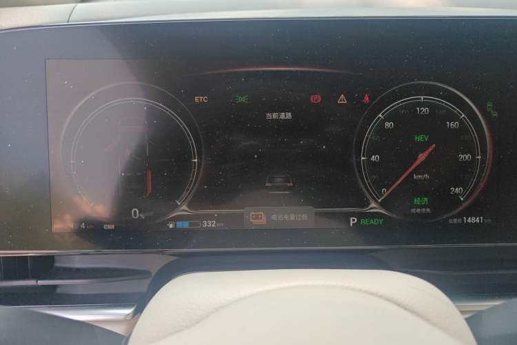 Used VOYAH Dream 2022 Low-Carbon Edition Home Odometer Close Up