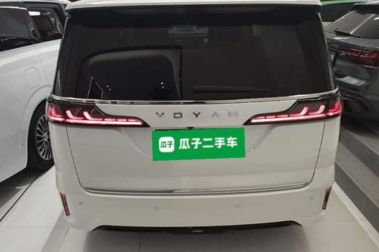 Used VOYAH Dream 2022 Low-Carbon Edition Dream+ Smart Enjoyment Package Rear