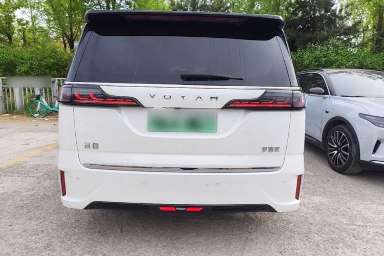 Used VOYAH Dream 2022 Zero-Carbon Edition Plus Intelligent Driving & Range Package—605 km Rear