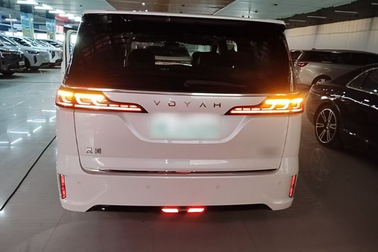 Used VOYAH Dream 2022 Low-Carbon Edition Dream+ Smart Enjoyment Package Rear