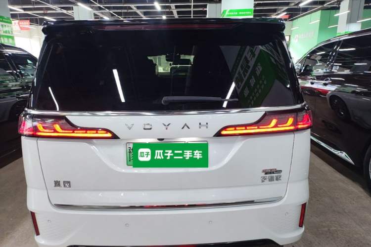 Used VOYAH Dream 2022 Low-Carbon Edition Dream+ Smart Enjoyment Package Rear