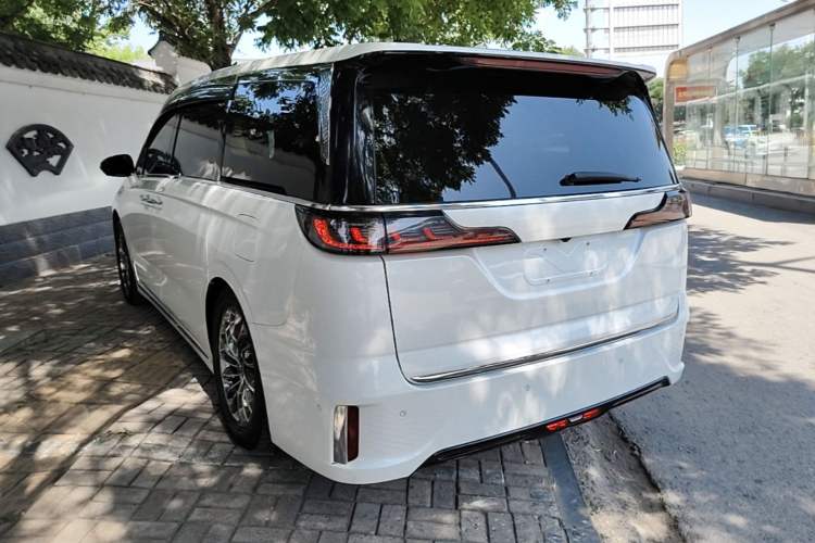 Used VOYAH Dream 2022 Low-Carbon Edition Dream+ Smart Enjoyment Package Rear Left 45 Deg