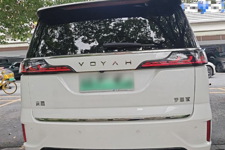 Used VOYAH Dream 2022 0-Carbon Edition Dream+ Smart Enjoyment Package 475 km Rear