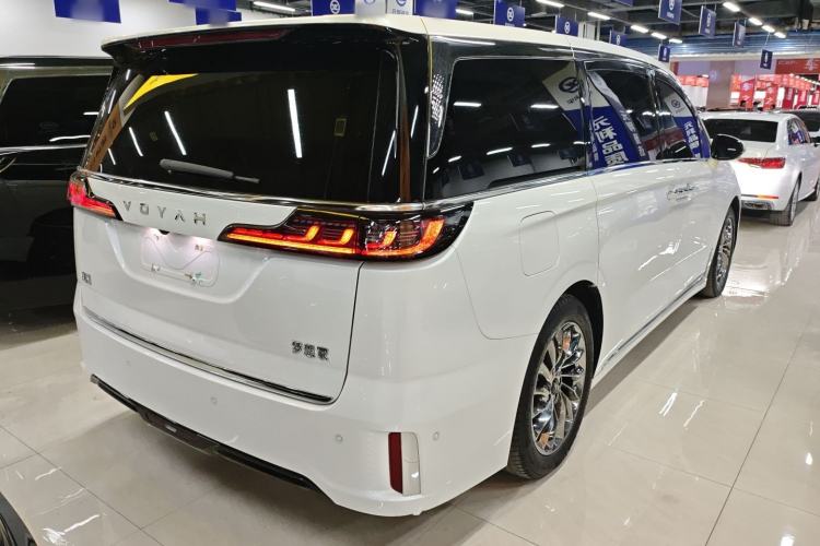 Used VOYAH Dream 2022 Low-Carbon Edition Dream+ Smart Enjoyment Package Rear Right 45 Deg