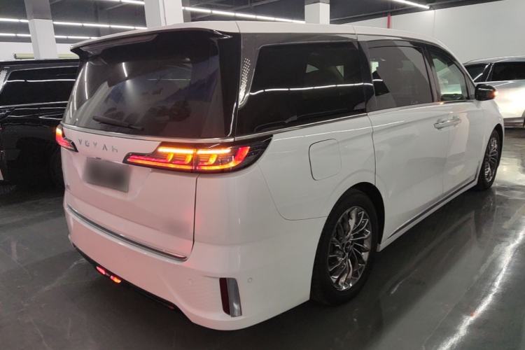 Used VOYAH Dream 2022 Low-Carbon Edition Dream+ Smart Enjoyment Package Rear Right 45 Deg