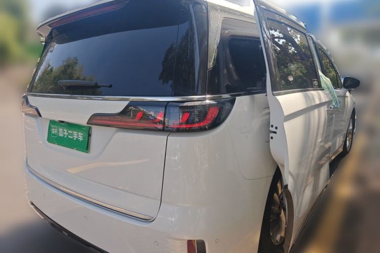 Used VOYAH Dream 2022 Low-Carbon Edition Home Rear Right 45 Deg