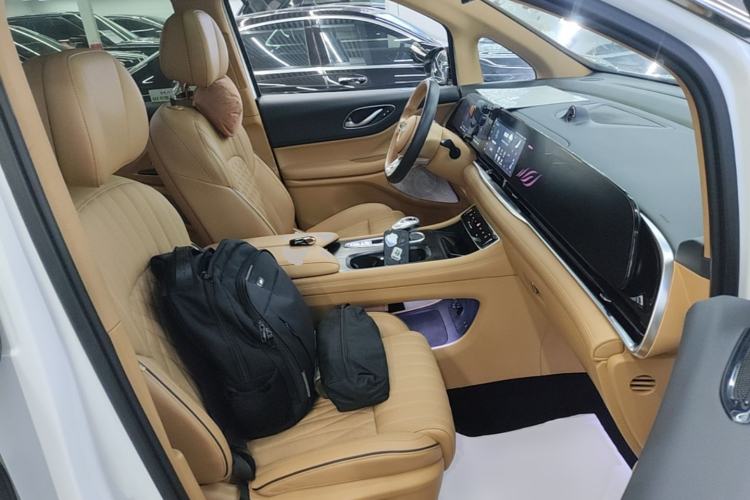 Used VOYAH Dream 2022 Low-Carbon Edition Dream+ Smart Enjoyment Package Right Front Seat