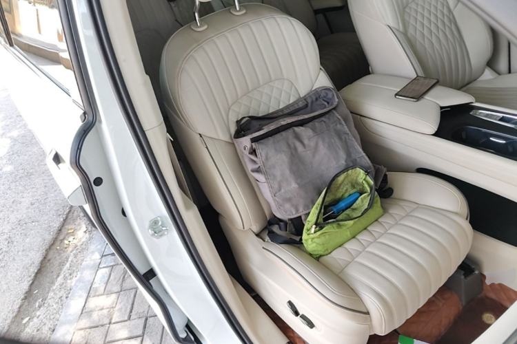 Used VOYAH Dream 2022 Low-Carbon Edition Dream+ Smart Enjoyment Package Right Front Seat
