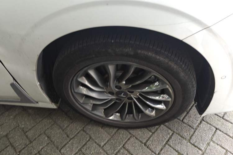 Used VOYAH Dream 2022 Low-Carbon Edition Dream+ Smart Enjoyment Package Right Front Wheel Hub