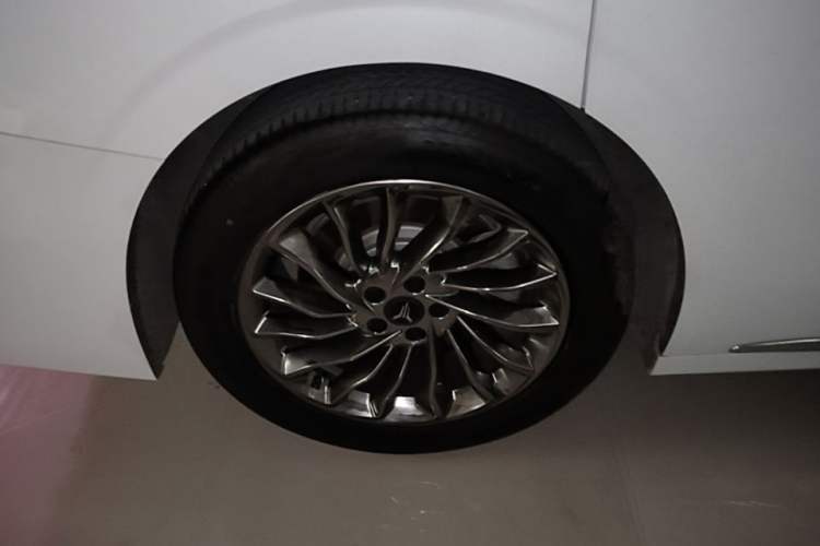 Used VOYAH Dream 2022 Low-Carbon Edition Dream+ Smart Enjoyment Package Right Rear Wheel Hub