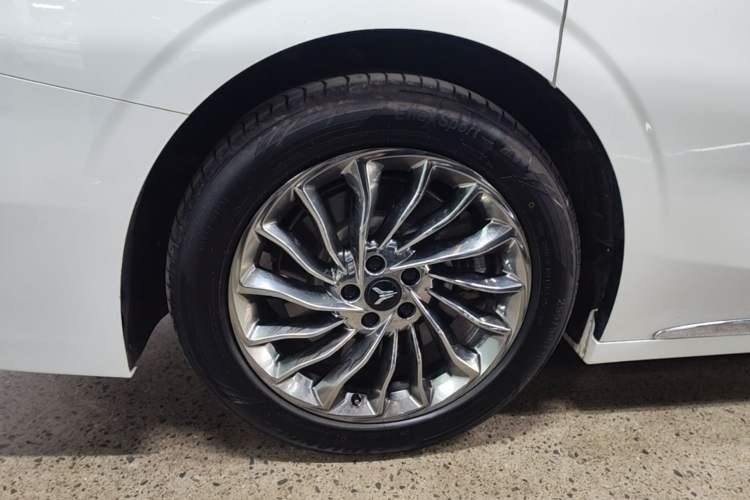 Used VOYAH Dream 2022 Low-Carbon Edition Dream+ Smart Enjoyment Package Right Rear Wheel Hub