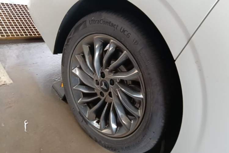 Used VOYAH Dream 2022 Low-Carbon Edition Dream+ Smart Enjoyment Package Right Rear Wheel Hub