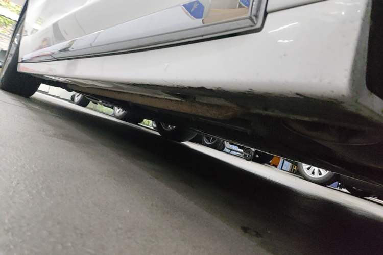 Used VOYAH Dream 2022 Low-Carbon Edition Dream+ Smart Enjoyment Package Right Side Sill