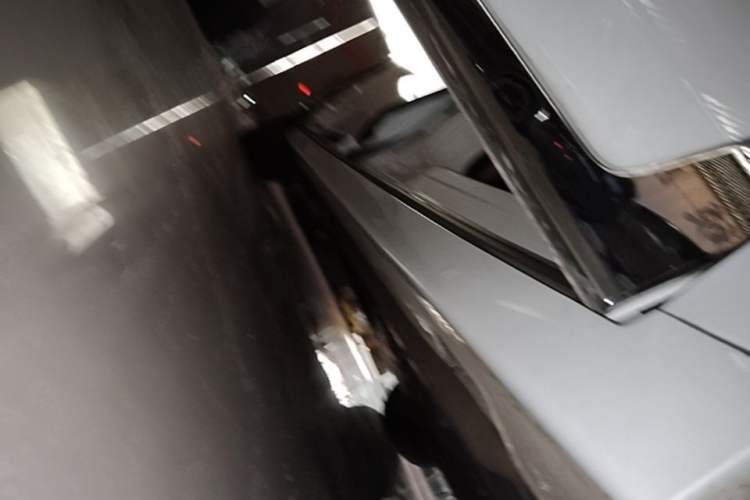 Used VOYAH Dream 2022 Low-Carbon Edition Dream+ Smart Enjoyment Package Right Side Sill