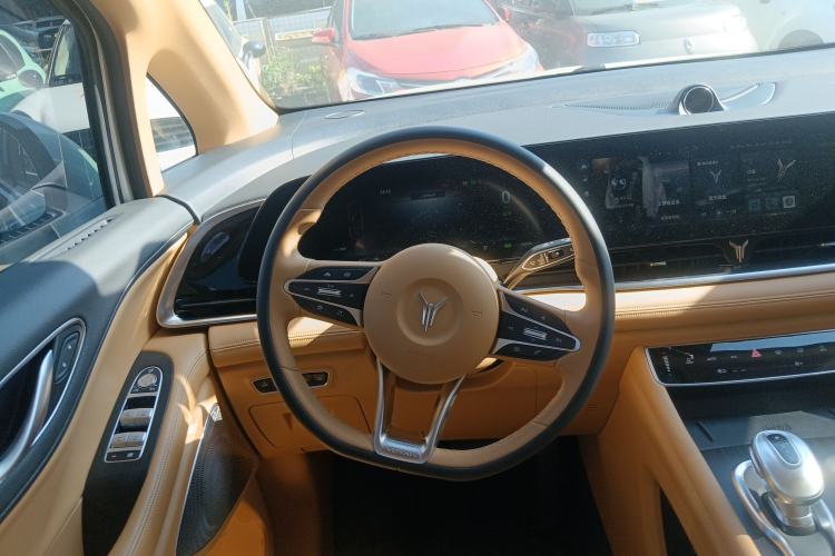 Used VOYAH Dream 2022 Low-Carbon Edition Dream+ Smart Enjoyment Package Steering Wheel