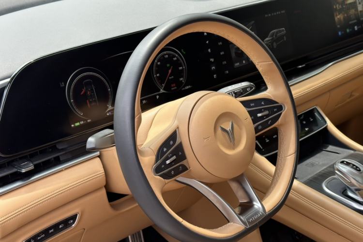 Used VOYAH Dream 2022 Low-Carbon Edition Dream+ Smart Enjoyment Package Steering Wheel