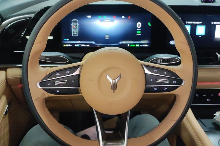 Used VOYAH Dream 2022 Low-Carbon Edition Plus Intelligent Driving Package Steering Wheel