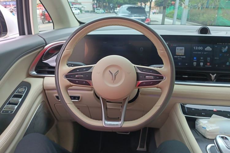 Used VOYAH Dream 2022 Low-Carbon Edition Dream+ Smart Enjoyment Package Steering Wheel