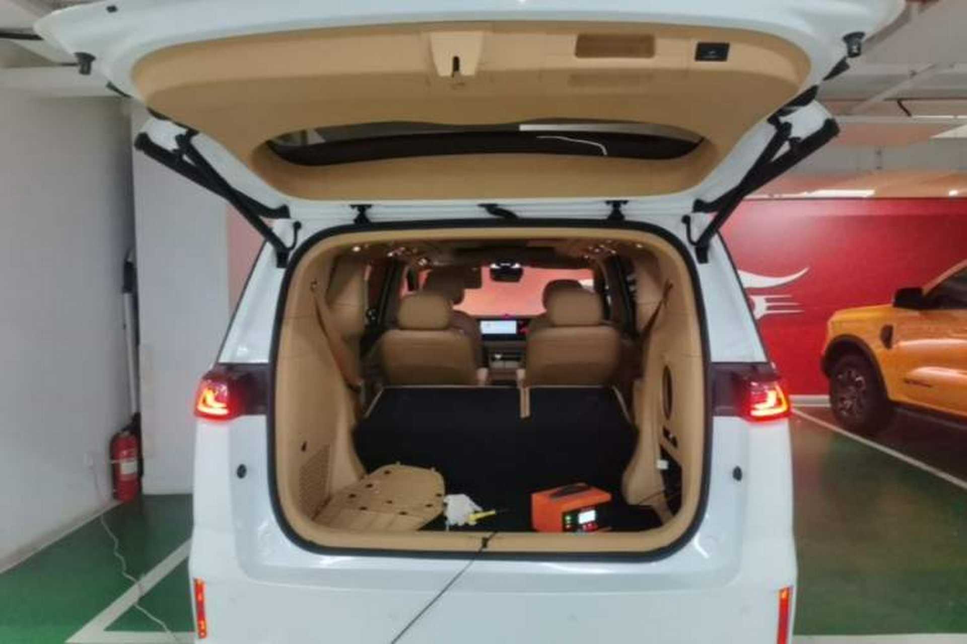 Used VOYAH Dream 2022 Low-Carbon Edition Dream+ Smart Enjoyment Package Trunk