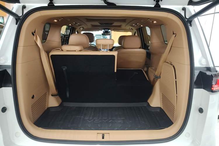 Used VOYAH Dream 2022 Low-Carbon Edition Plus Intelligent Driving Package Trunk