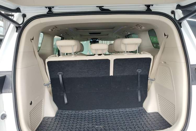 Used VOYAH Dream 2022 Low-Carbon Edition Dream+ Smart Enjoyment Package Trunk