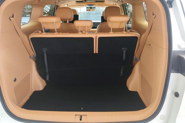 Used VOYAH Dream 2022 Low-Carbon Edition Dream+ Smart Enjoyment Package Trunk
