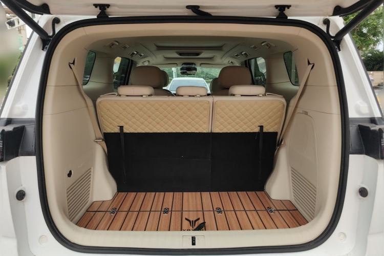 Used VOYAH Dream 2022 Low-Carbon Edition Dream+ Smart Enjoyment Package Trunk